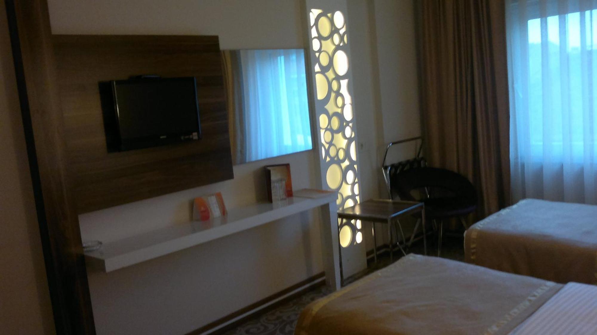 Ozpark Hotel Akşehir Exteriör bild