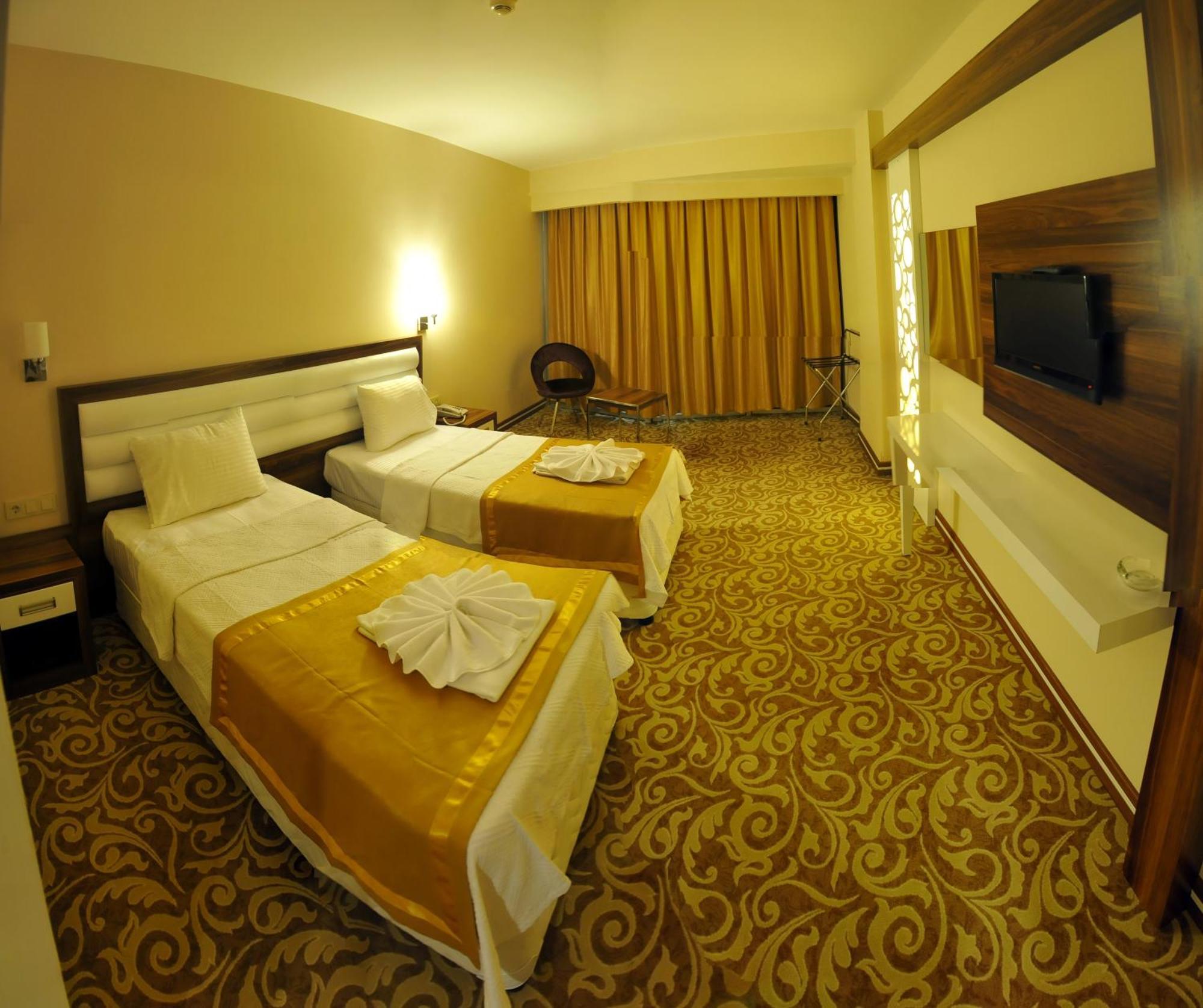 Ozpark Hotel Akşehir Exteriör bild