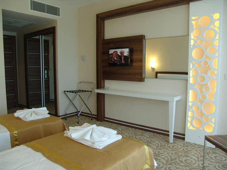 Ozpark Hotel Akşehir Rum bild