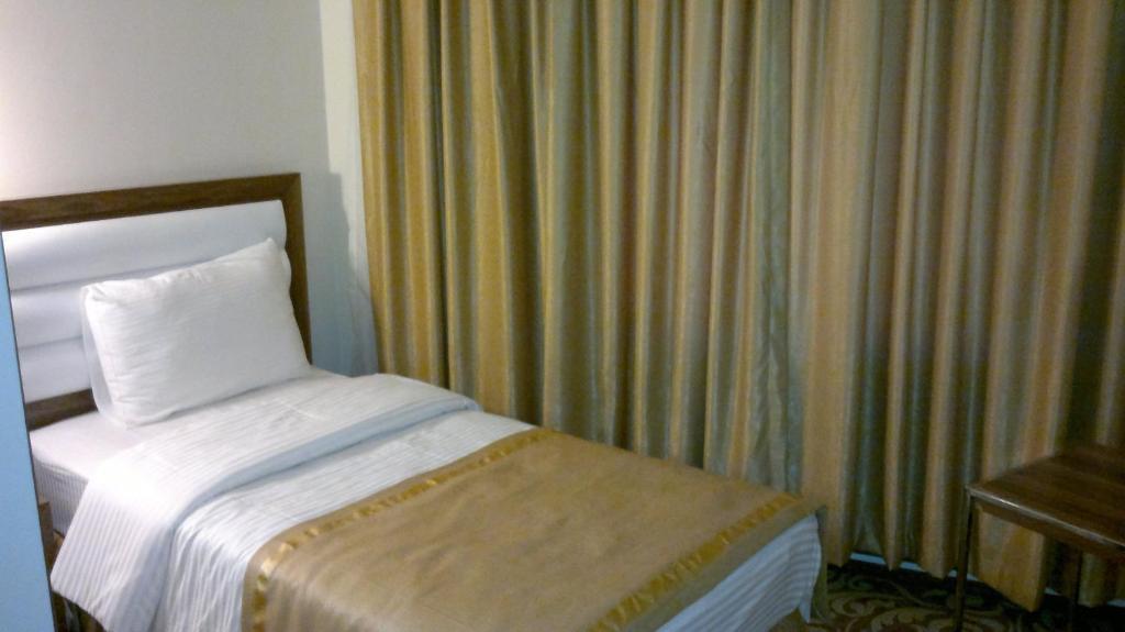 Ozpark Hotel Akşehir Rum bild