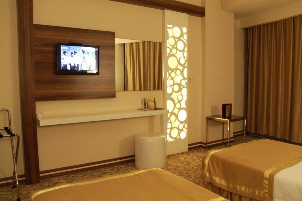 Ozpark Hotel Akşehir Exteriör bild