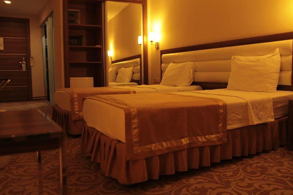 Ozpark Hotel Akşehir Exteriör bild